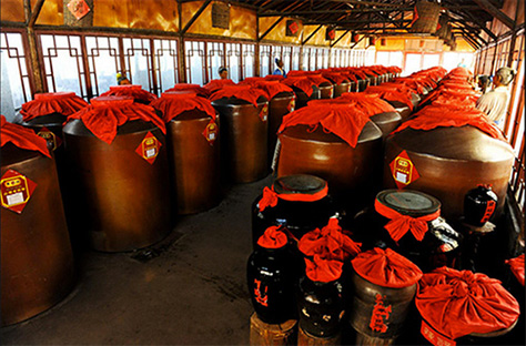 vinegar jars, donghu vinegar museum